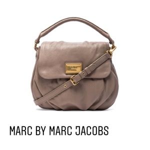 Marc by Marc Jacobs Classic Q Lil Ukita in Cement